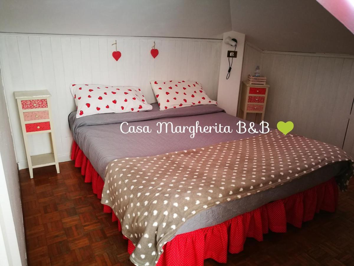 Casa Margherita Affittacamere B&B 福洛尼卡 外观 照片
