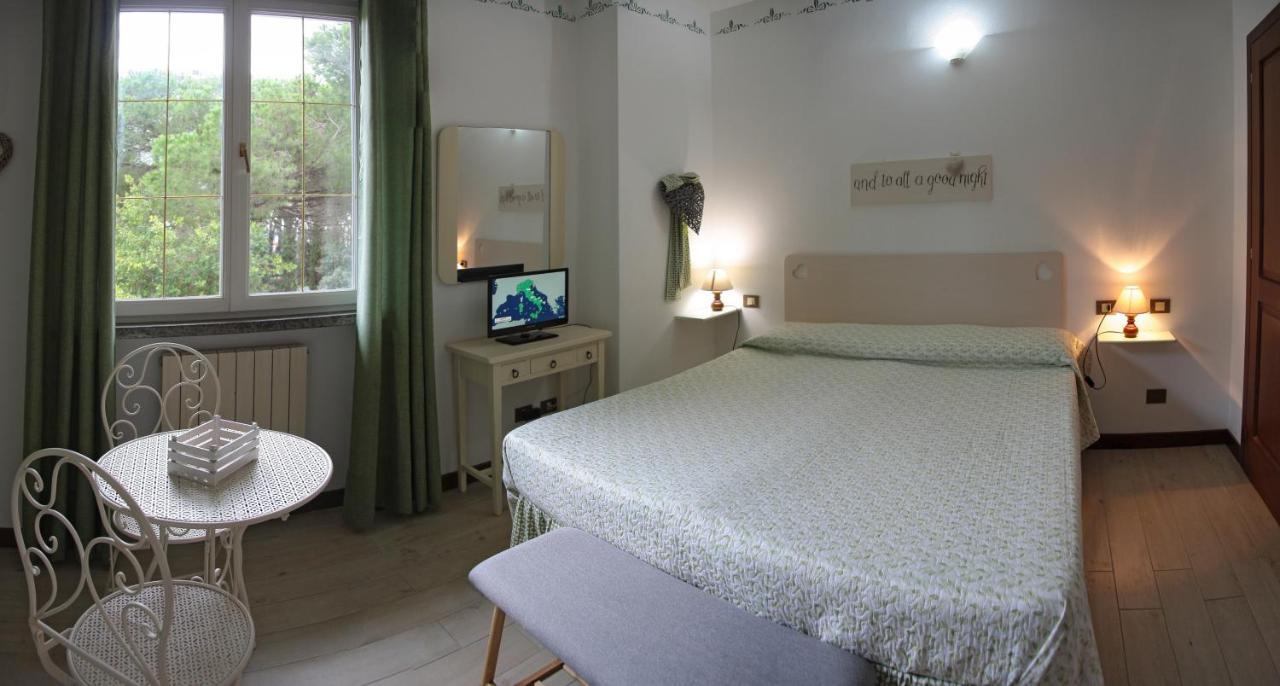 Casa Margherita Affittacamere B&B 福洛尼卡 外观 照片