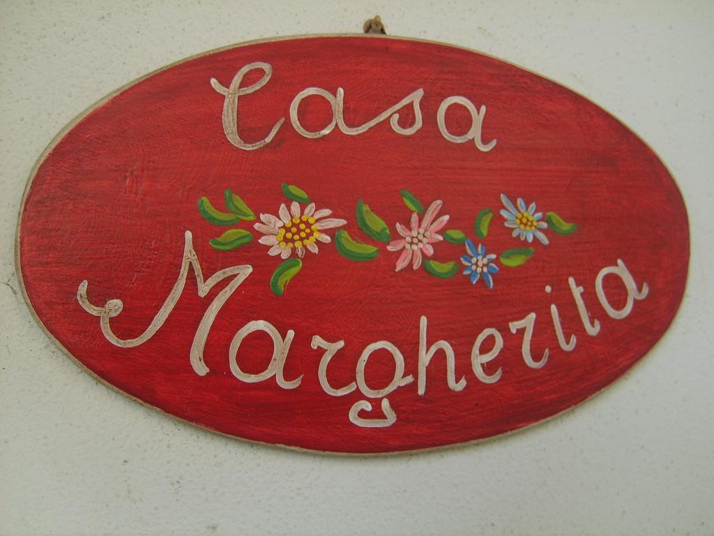 Casa Margherita Affittacamere B&B 福洛尼卡 外观 照片